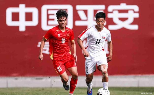 朝鲜男足比中国强吗，朝鲜男足和中国男足？