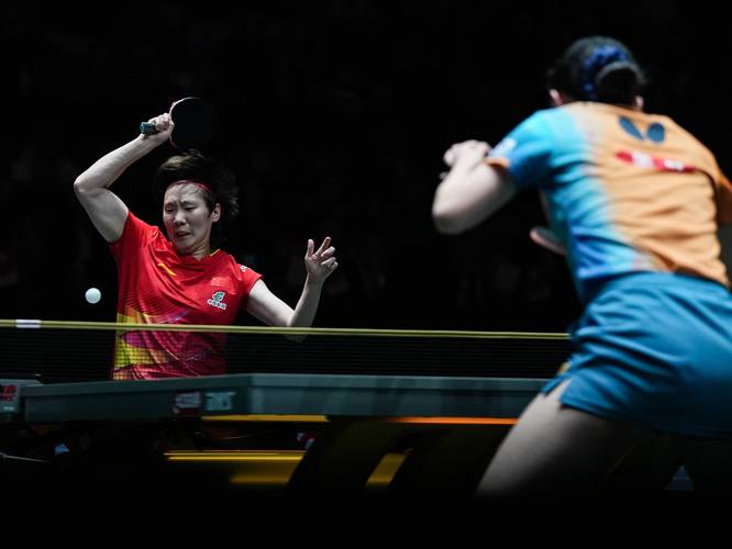世界乒乓球总决赛女子团体冠军，世界乒乓球女子团体冠军叫什么杯