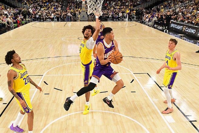 nba湖人vs太阳g2，湖人vs太阳g2比赛结果？
